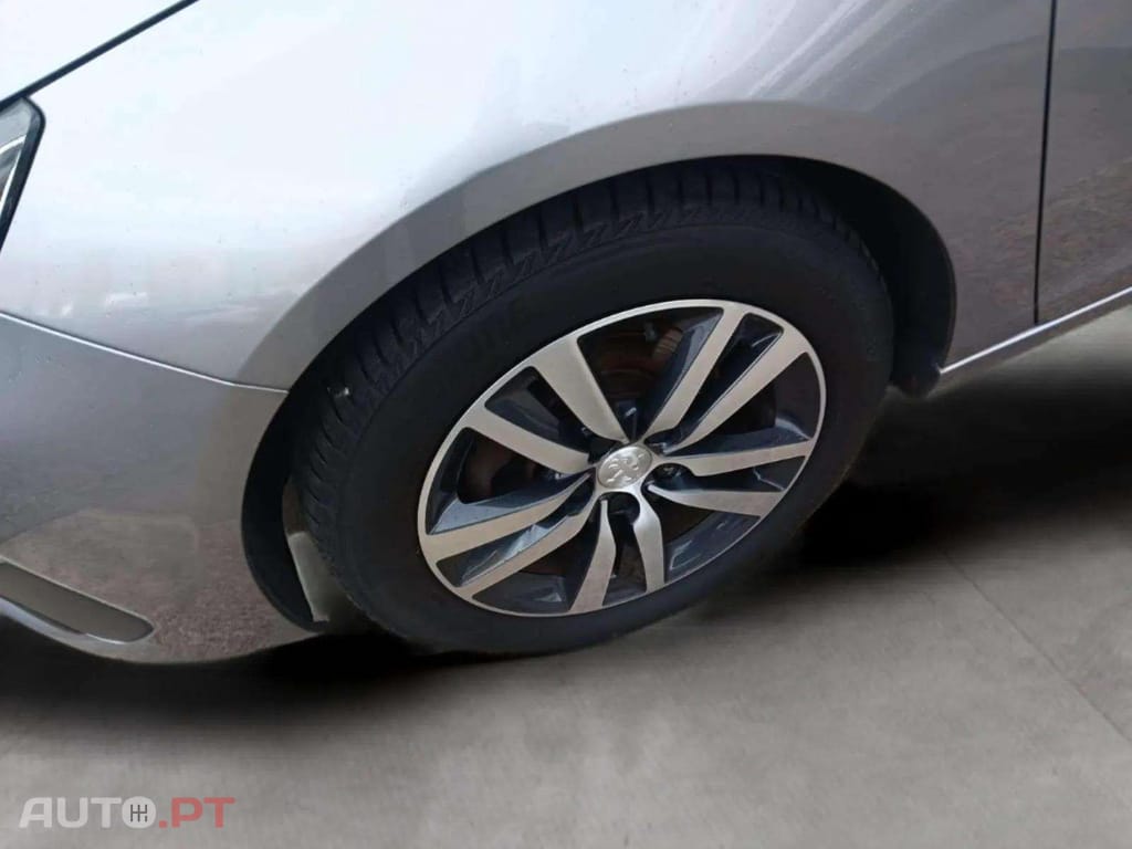 Peugeot 308 SW 1.2 PureTech Allure