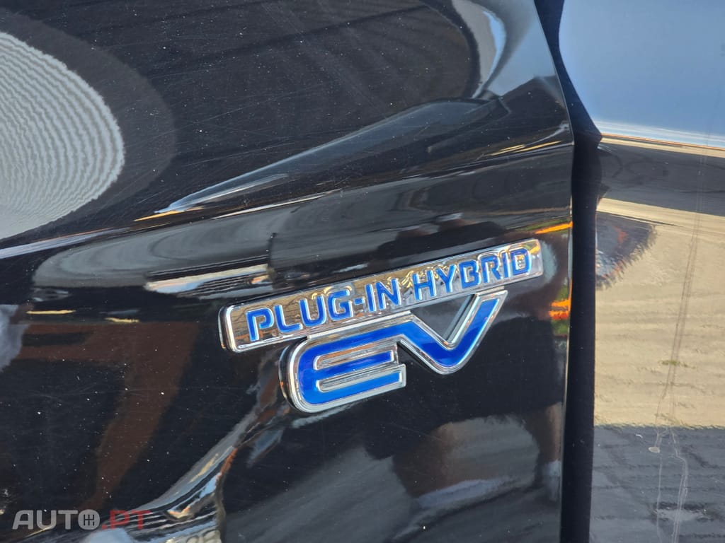 Mitsubishi Outlander 2.4 PHEV Sport Edition