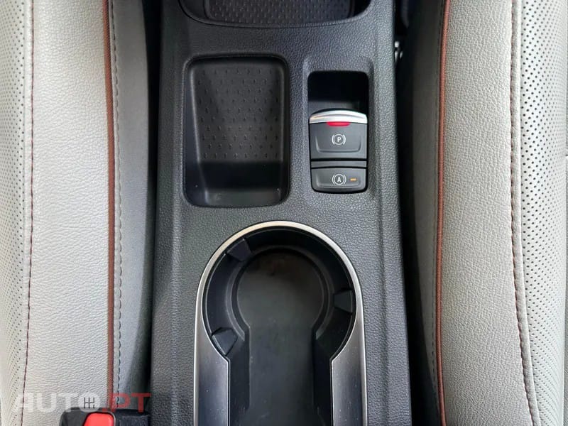 Renault Captur 1.6 E-Tech Initiale Paris