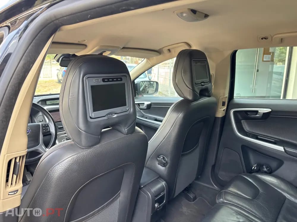 Volvo XC60 2.4 D Drive Momentum