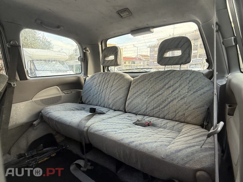 Mitsubishi Space Gear 2.5 TD GLX