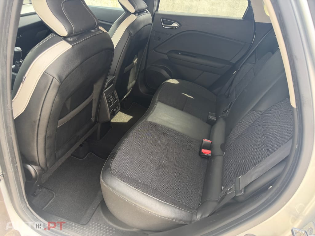 Renault Captur 1.3 TCe Exclusive