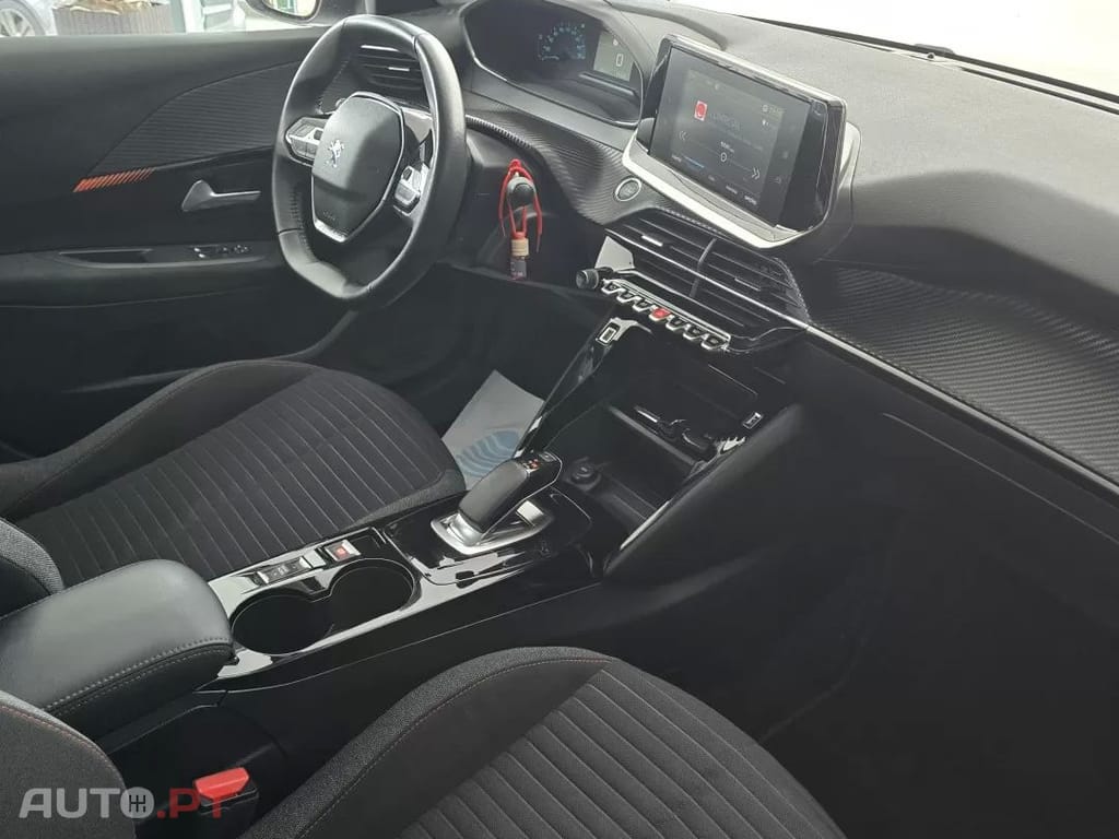 Peugeot E-208 50 kWh Active