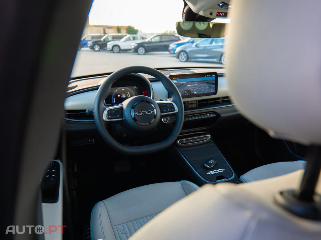 Fiat 600 1.2 Hybrid La Prima