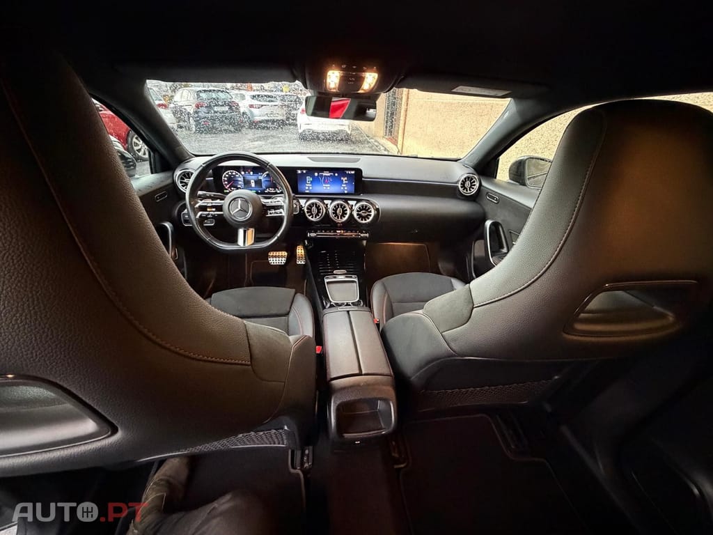 Mercedes-Benz A 250 e AMG Line