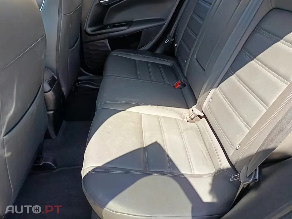 Fiat Tipo 1.3 M-Jet Sport — fotografia 11