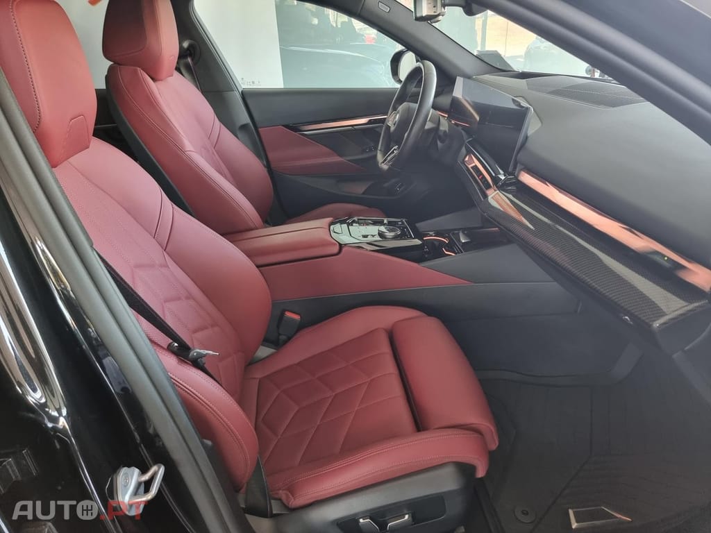 BMW i5 eDrive40 Pack Desportivo M Pro