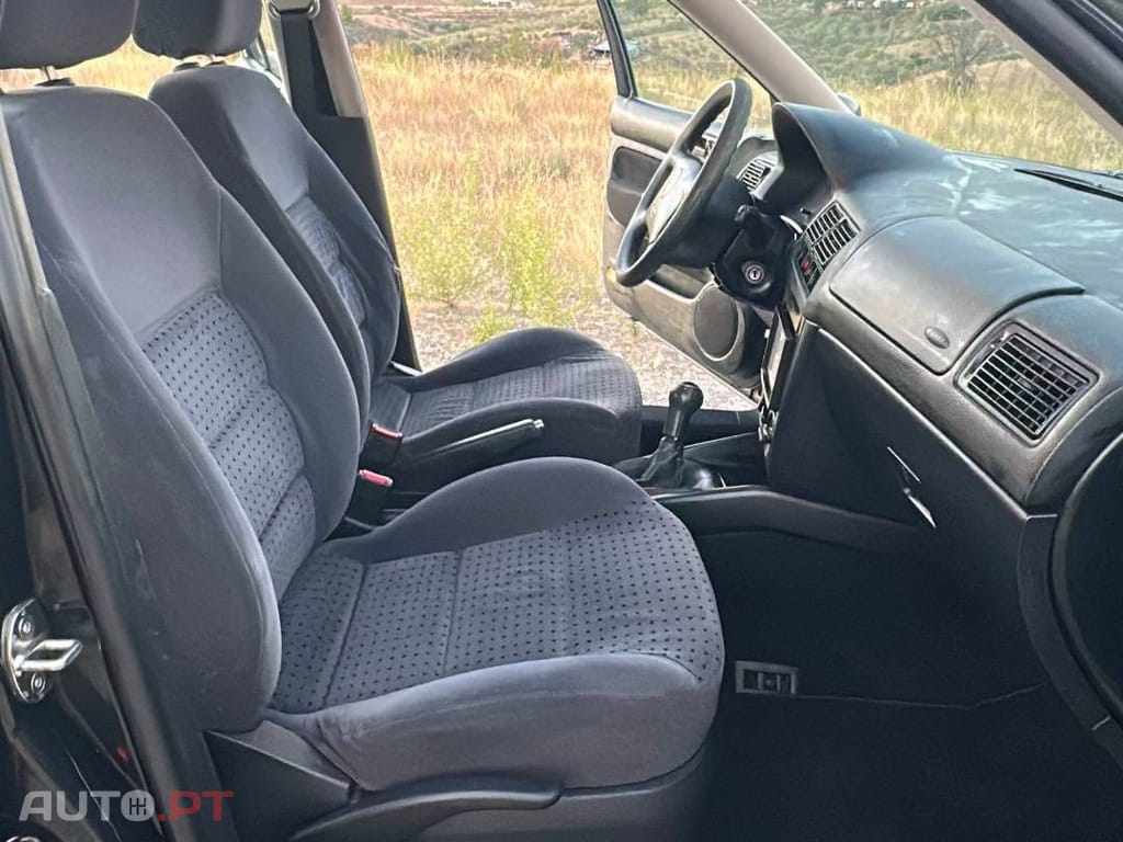 Volkswagen Golf 1.9 TDI Comfortline