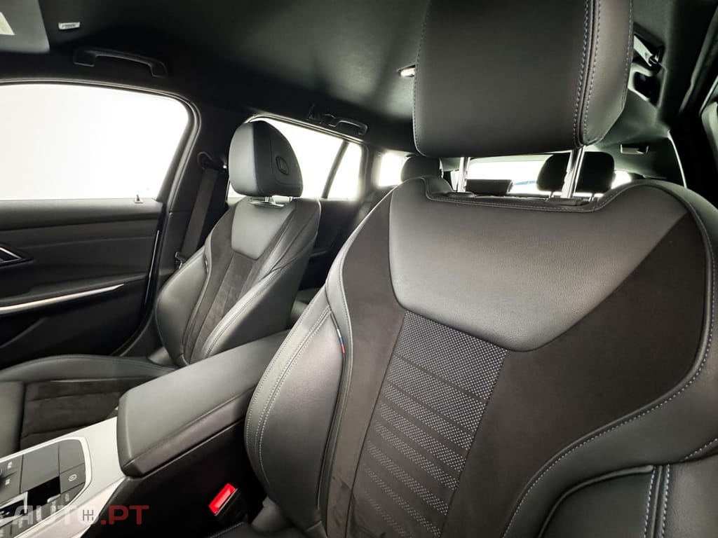 BMW 320 e Touring xDrive Auto Sport