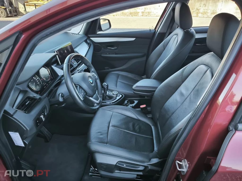 BMW 216 d Line Luxury