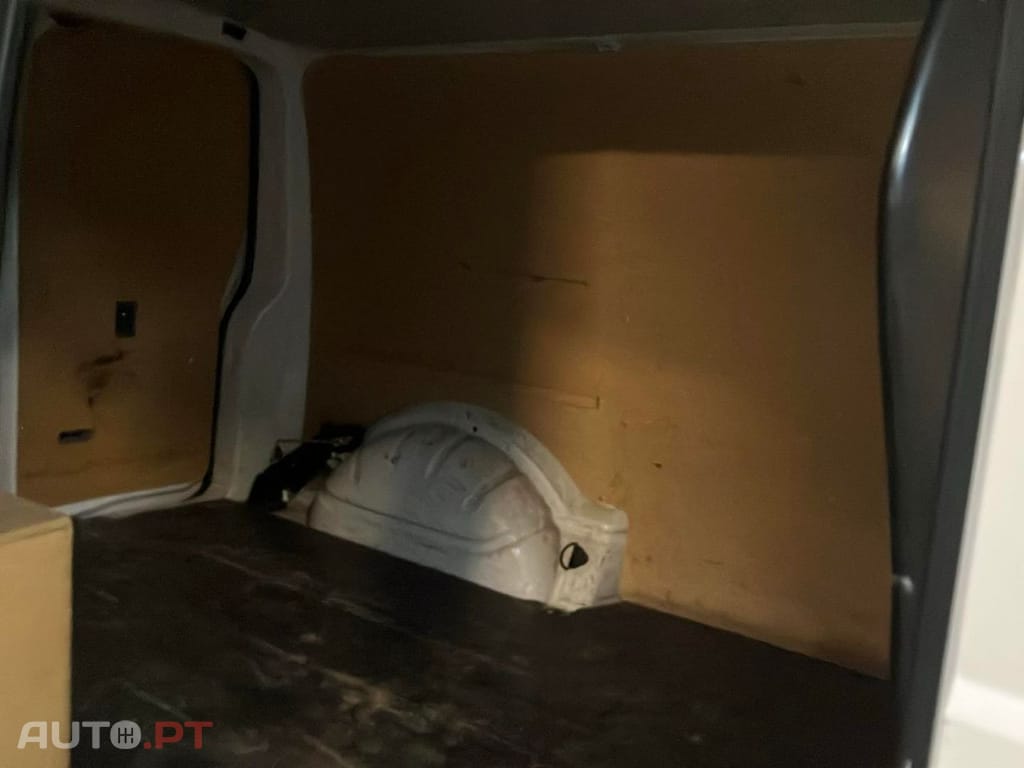 Volkswagen Transporter Furgão 2.0Tdi 110Cv