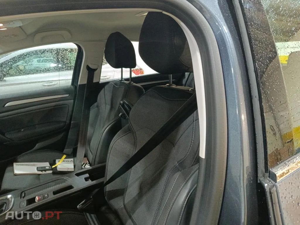 Renault Mégane Sport Tourer 1.5 Blue dCi Equilibre EDC