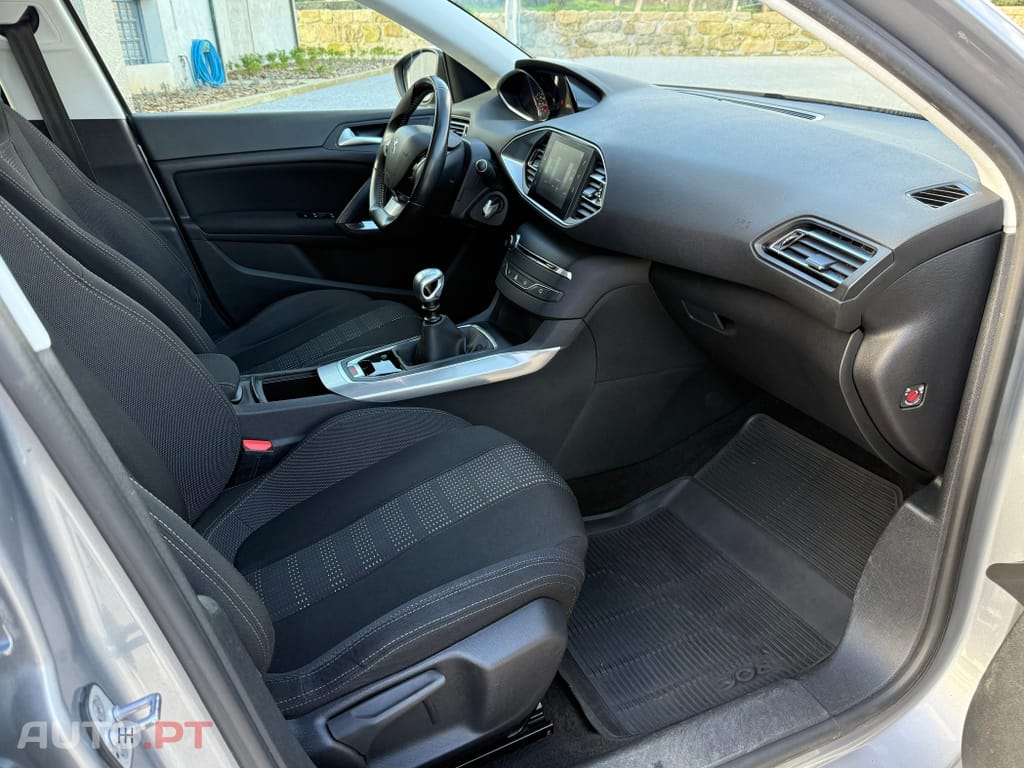 Peugeot 308 SW 1.6 BlueHDi Allure