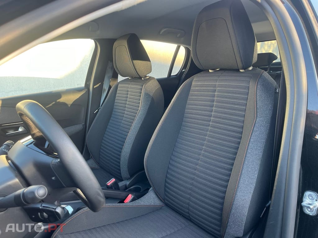 Peugeot 208 1.2 PureTech Allure
