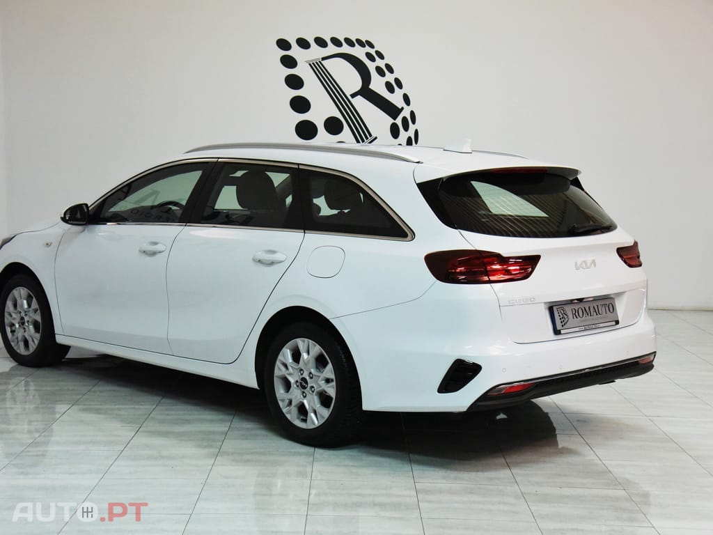 Kia Ceed SW 1.6 CRDi DCT7 (48V Mild-Hybrid)