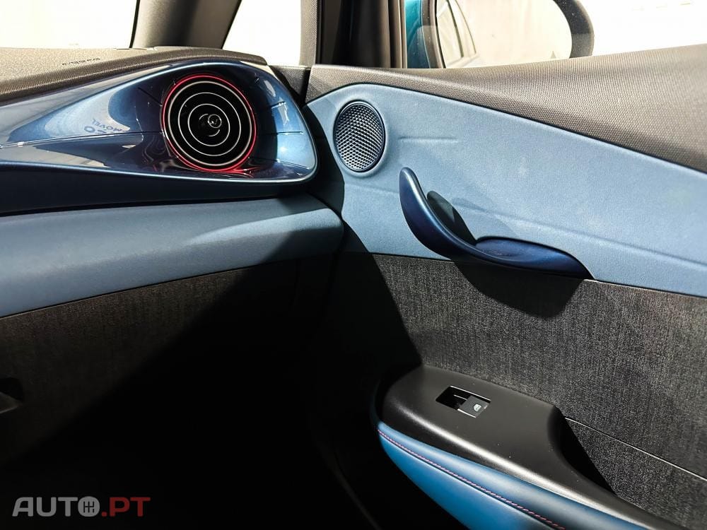 BYD Dolphin 60.4 kWh Design