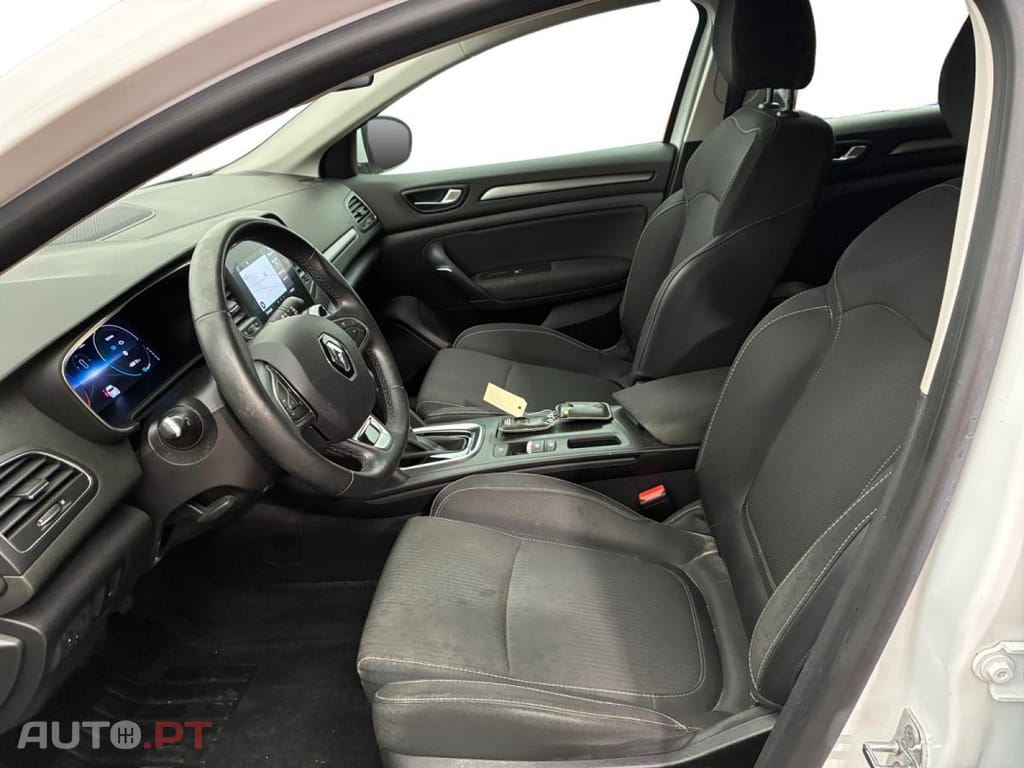 Renault Mégane Break E-Tech Plug in Business