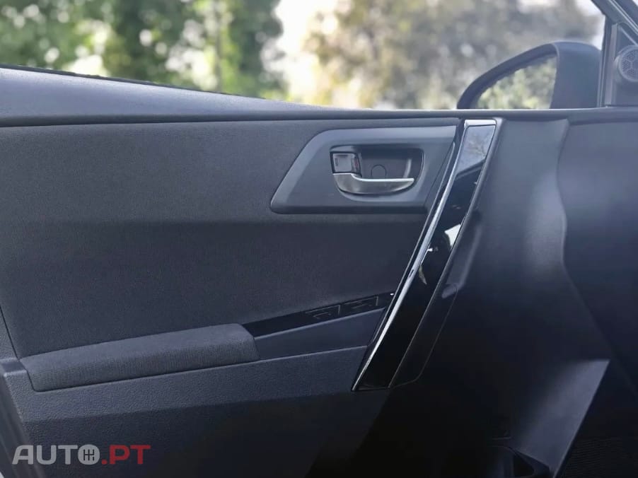 Toyota Auris Touring Sports Confort P. Sports