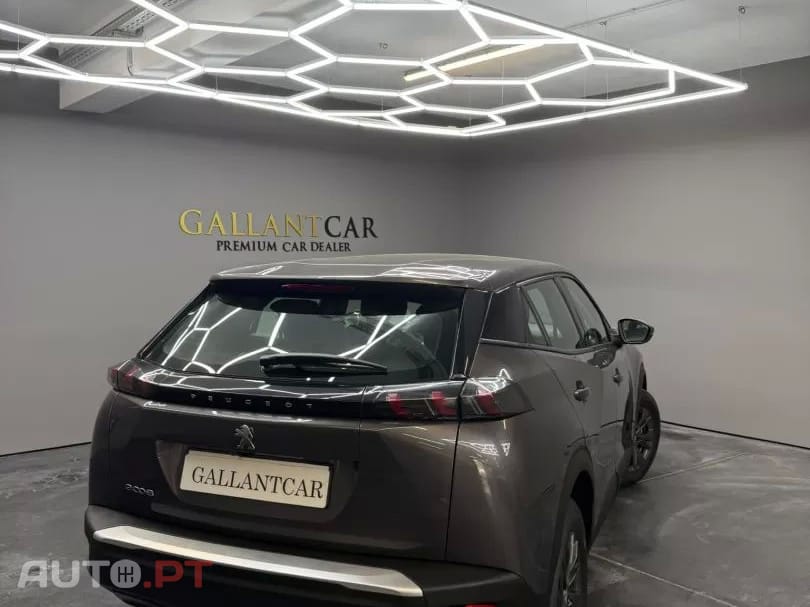 Peugeot 2008 1.2 PureTech Style