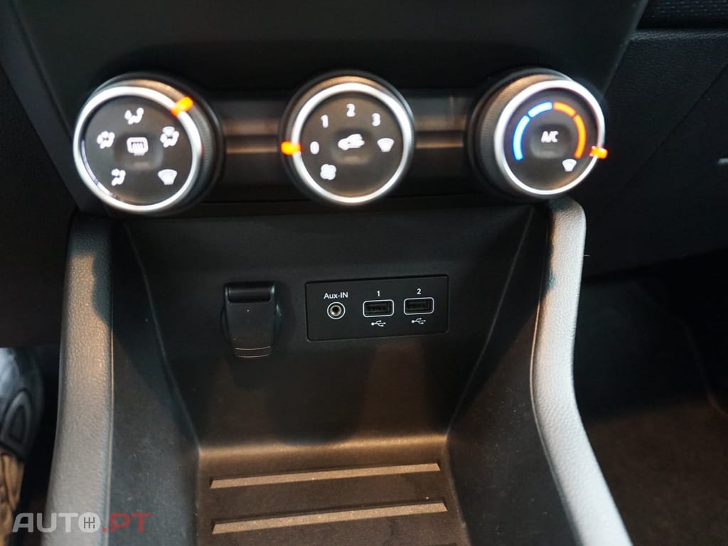 Renault Clio 1.0 TCe Intens Bi-Fuel