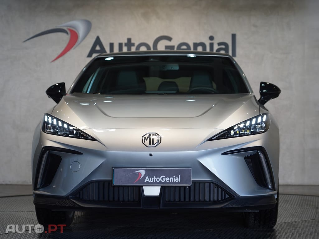 MG MG4 64 kWh Luxury