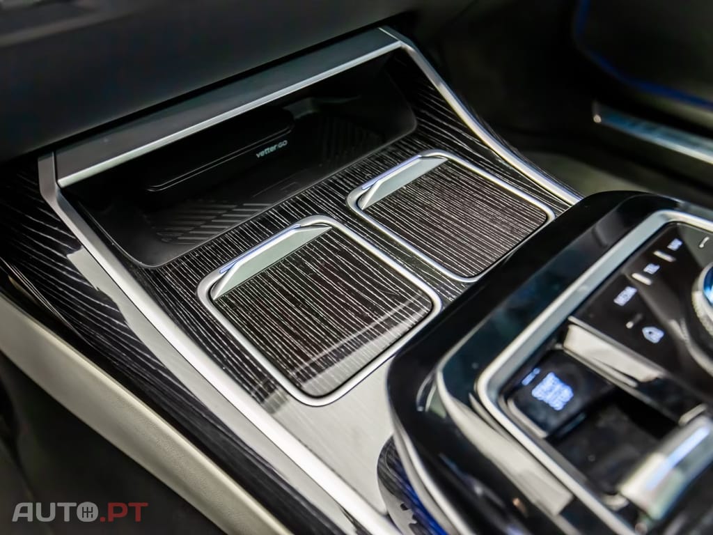 BMW 750 e xDrive M Sport