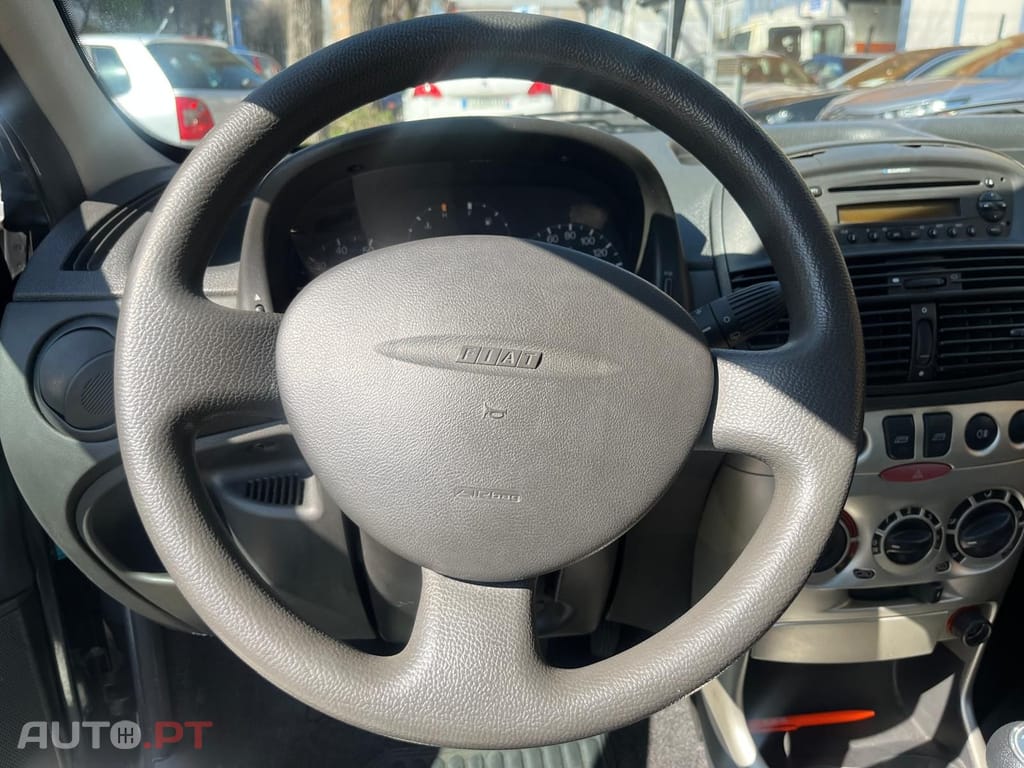 Fiat Punto 1.2 ACTIVE 