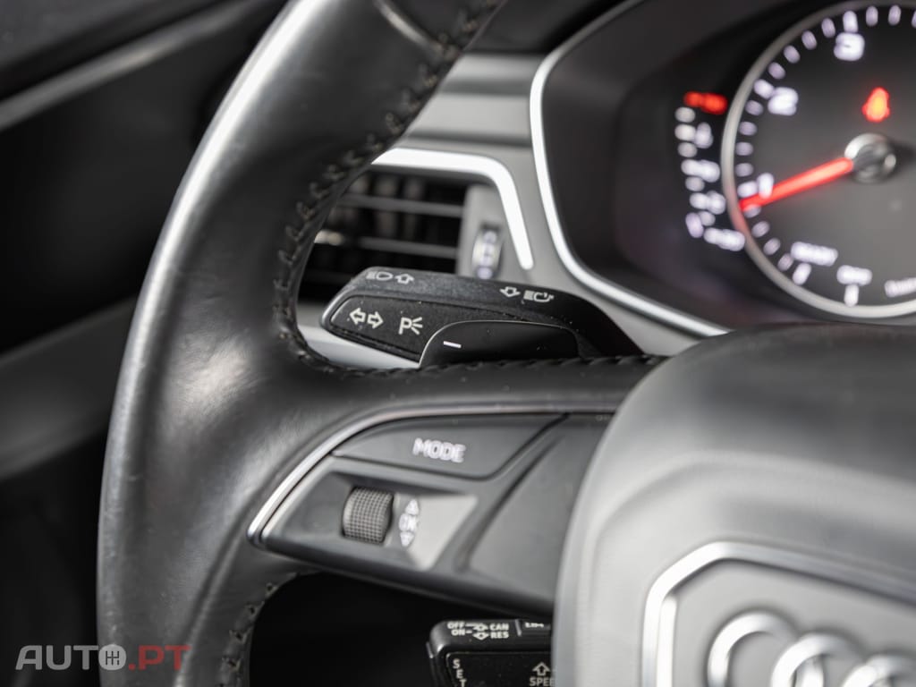 Audi A4 Avant 2.0 TDI Look RS4