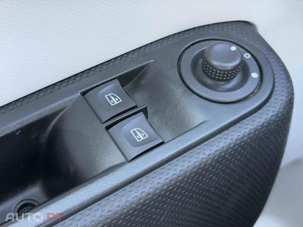 Renault Twingo 1.0 SCe Night&Day