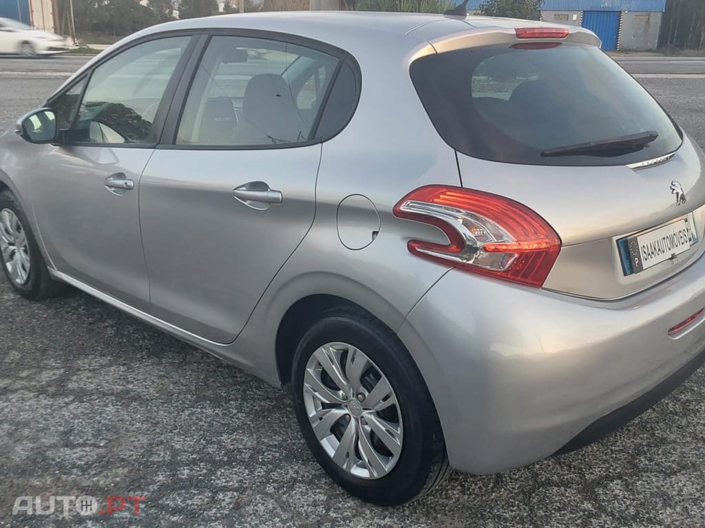 Peugeot 208 1.4 HDi Active