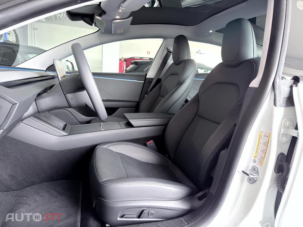 Tesla Model 3 Tração Traseira