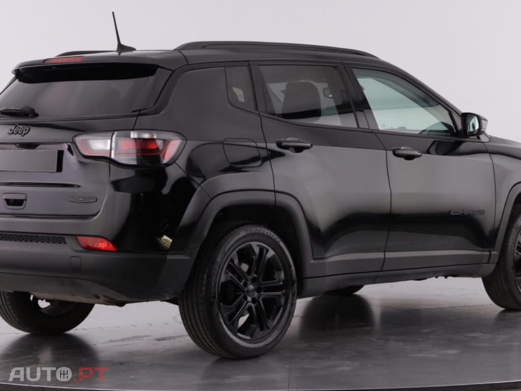 Jeep Compass 1.5 TG e-Hybrid Night Eagle DCT