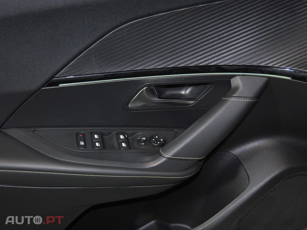 Peugeot 2008 1.2 PureTech GT Line