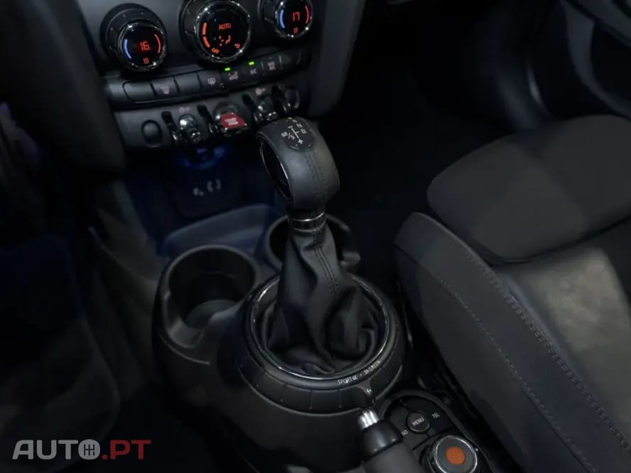 MINI Cooper Cooper D Aut.