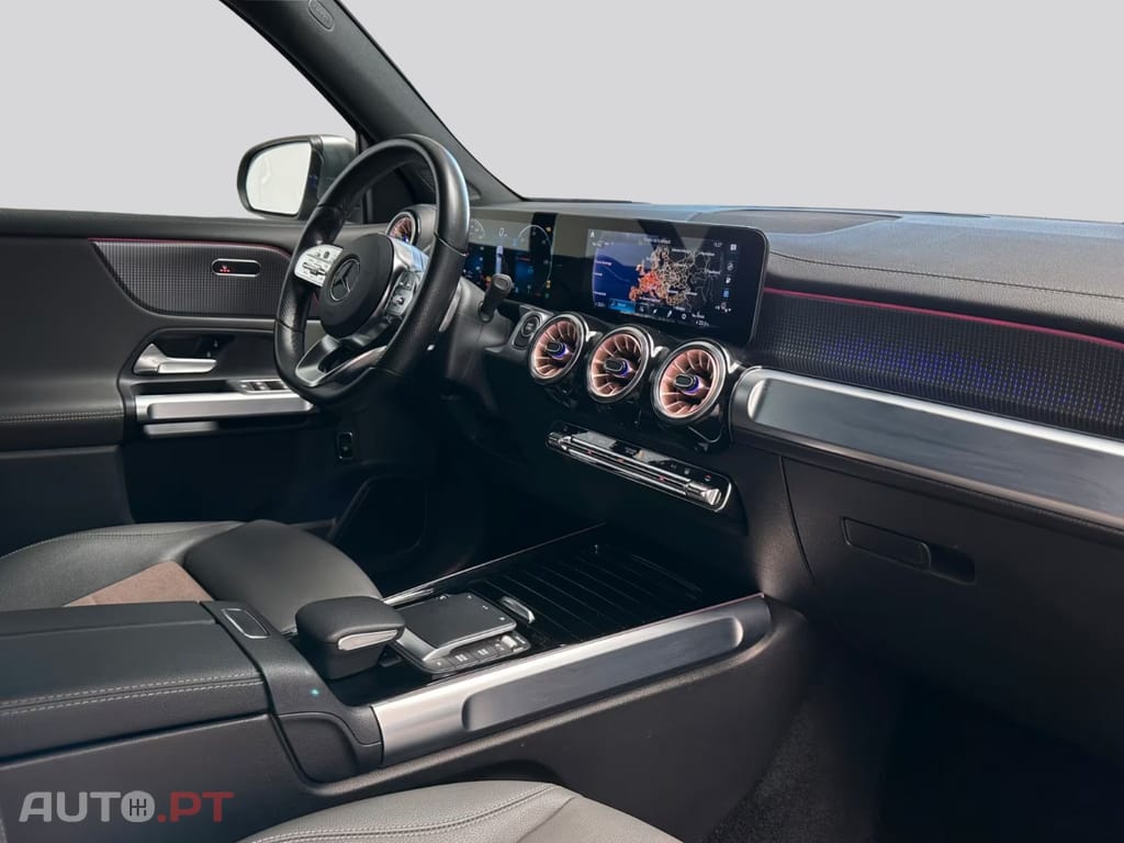 Mercedes-Benz EQB 300 4MATIC I.V.A DEDUTIVEL