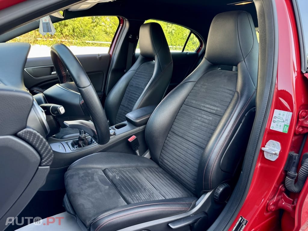 Mercedes-Benz A 180 d AMG Line