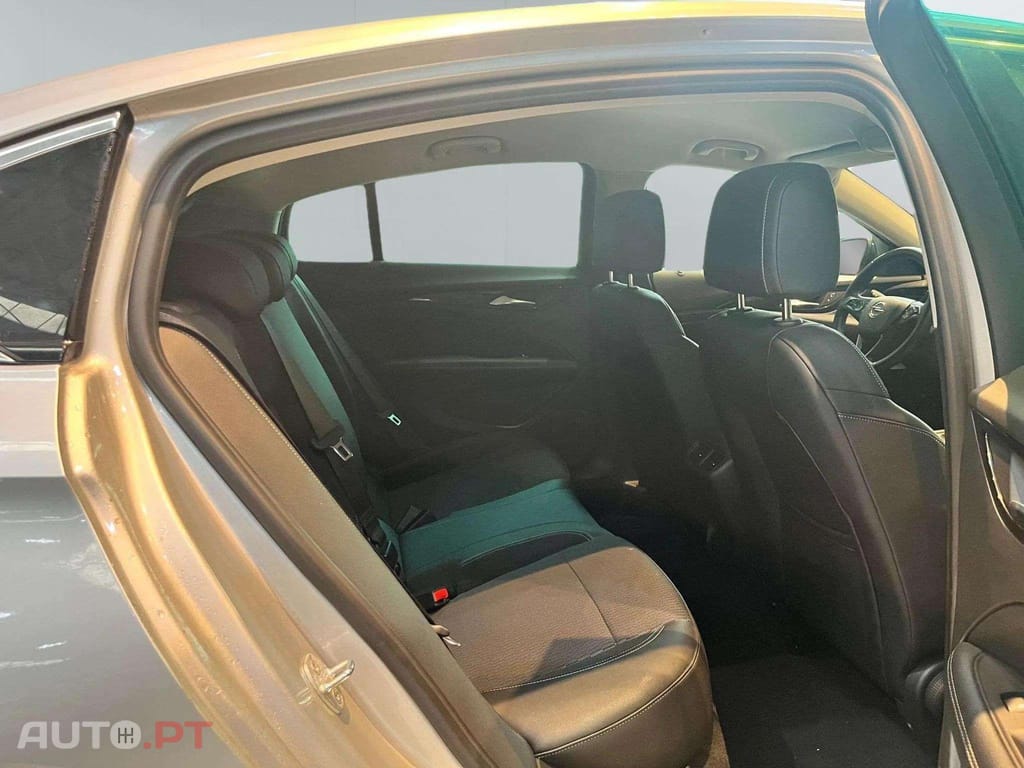 Opel Insignia 1.5  CDTI Elegance