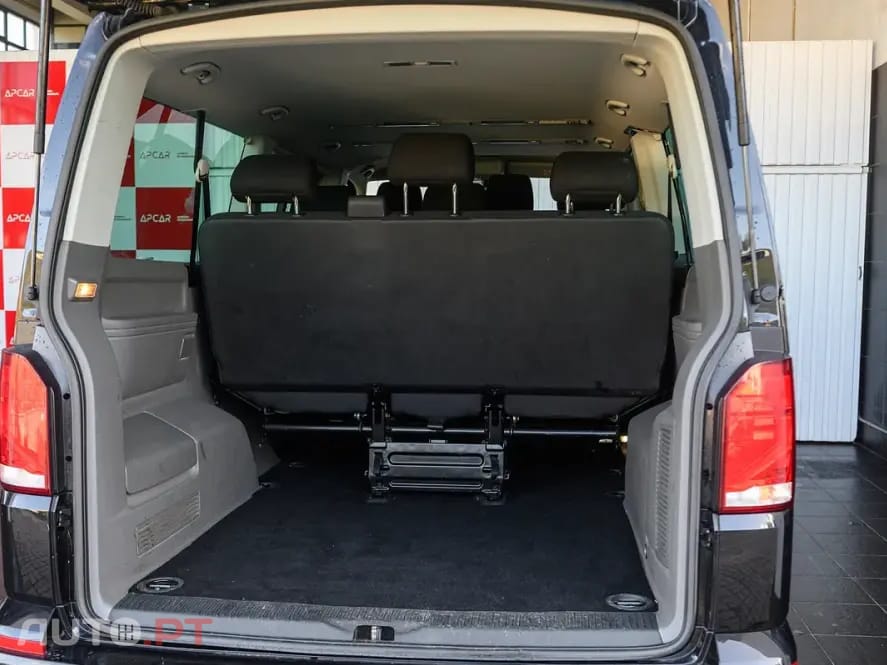 Volkswagen Caravelle 2.0 TDi CD Longa Extra AC