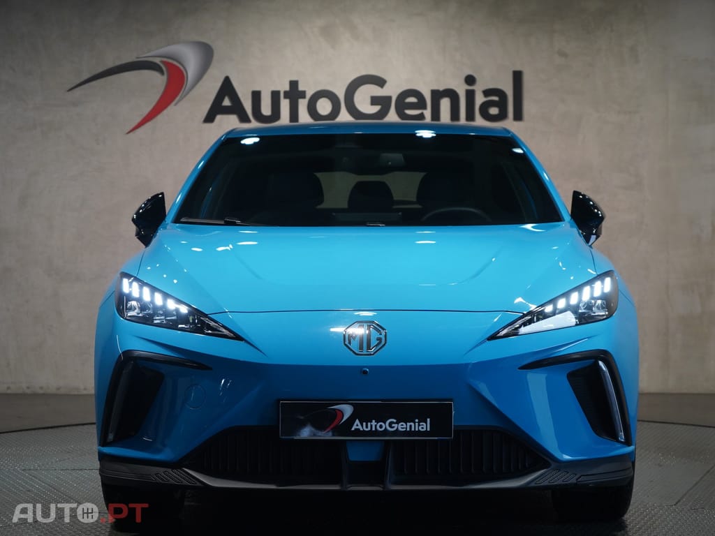 MG MG4 64 kWh Luxury