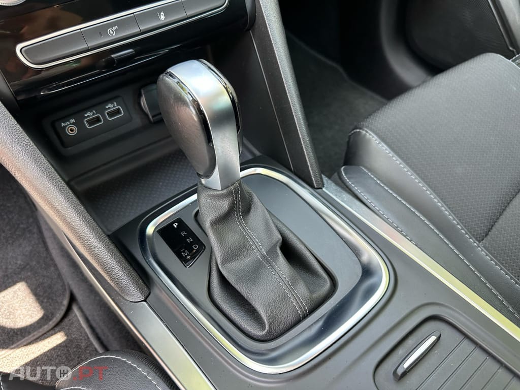 Renault Mégane 1.5 Blue dCi Intens EDC
