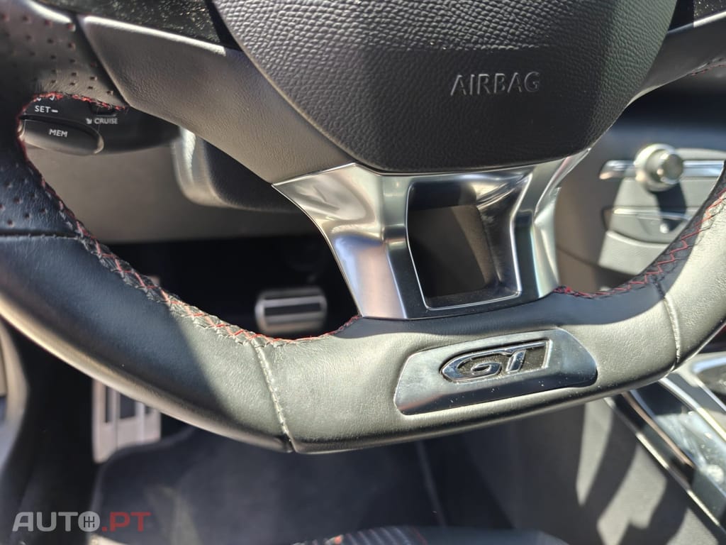 Peugeot 308 SW 1.5 BlueHDi GT EAT8 — fotografia 18