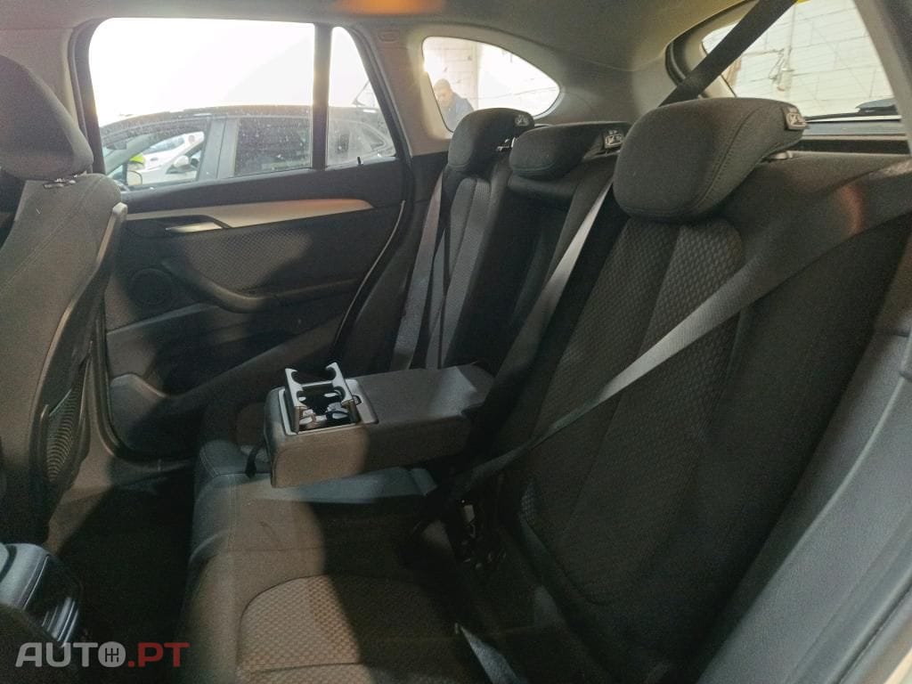 BMW X1 18 d sDrive