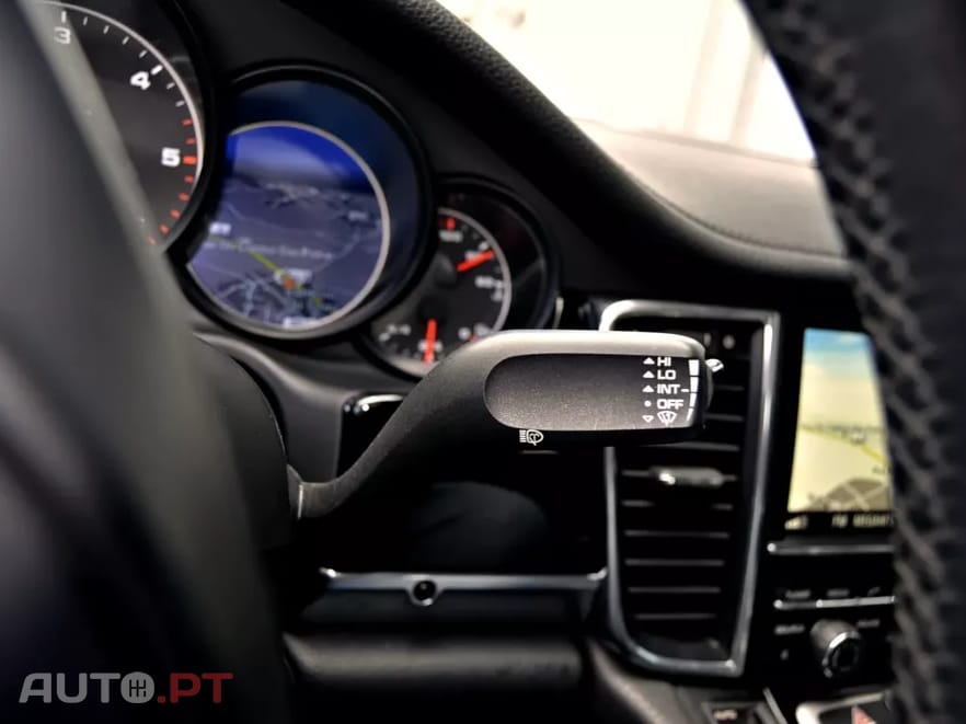 Porsche Panamera Platinum Edition