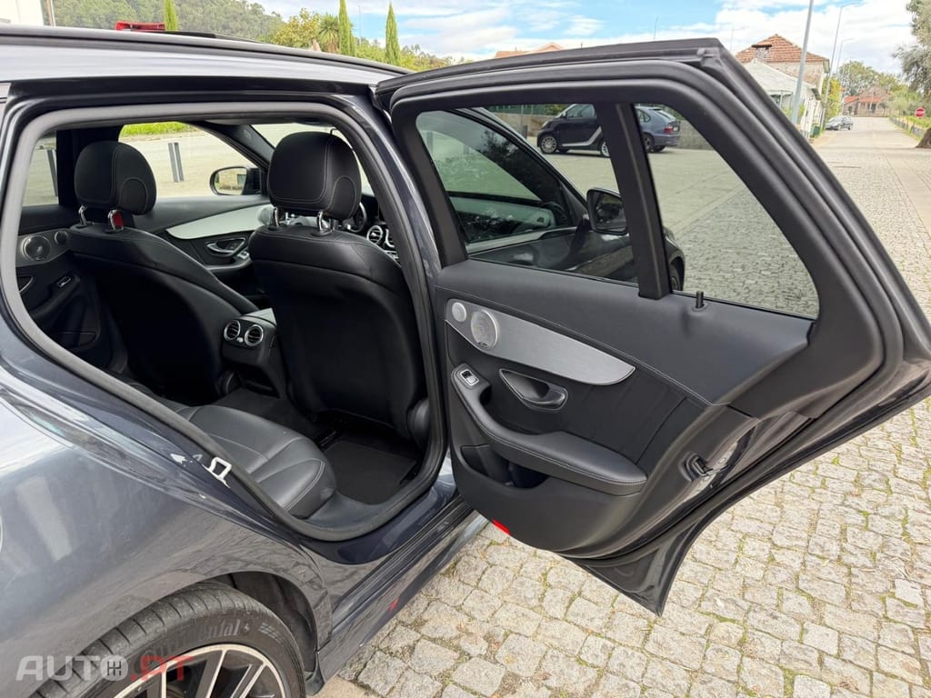 Mercedes-Benz C 300 h AMG Line