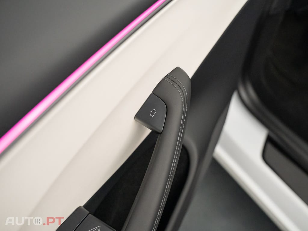 Tesla Model 3 Tração Traseira Premium