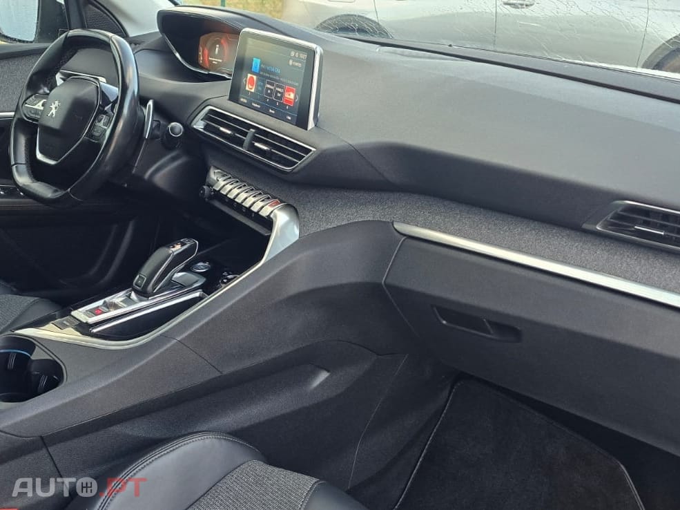 Peugeot 3008 1.6 BlueHDi Allure EAT6