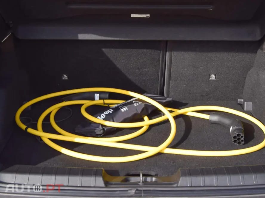 Jeep Avenger 54 kWh Summit