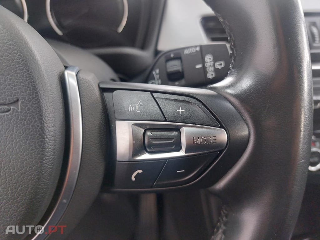 BMW X1 18 i sDrive Advantage