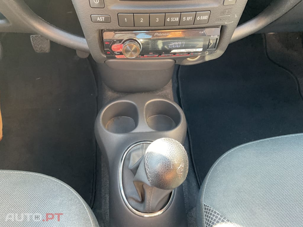 Toyota Yaris 1.0 In-Pack