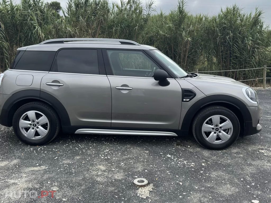 MINI Countryman One D